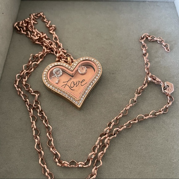 Rose Gold Origami Owl Heart Locket & Heart Chain - Picture 2 of 7